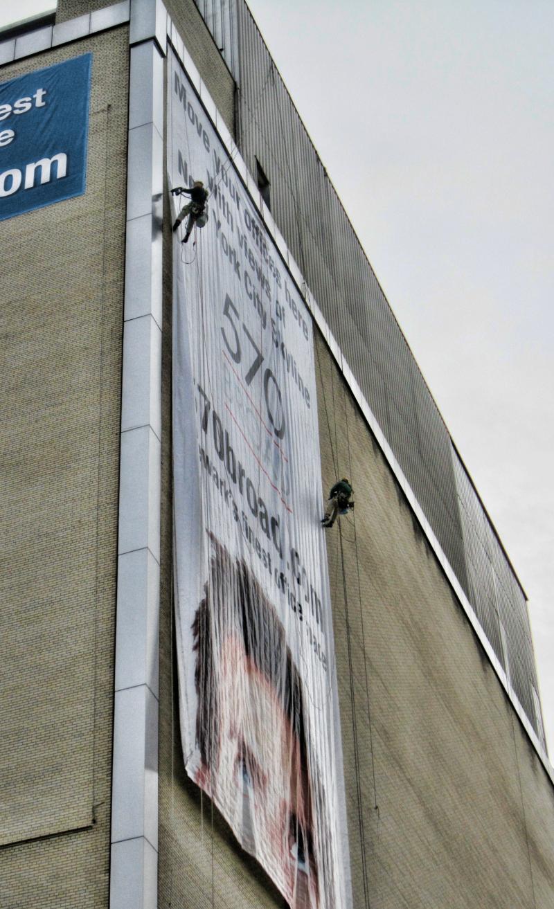 Banner Install - Ropes